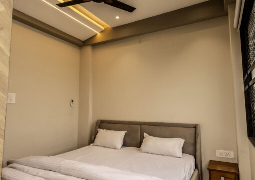 Vijaya’s Homestay Luxurious Service Apartments 203