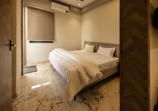 Vijaya’s Homestay Luxurious Service Apartments 303