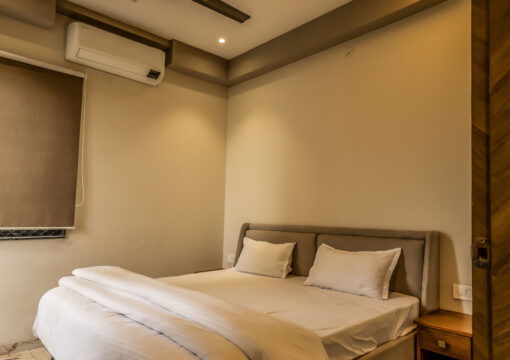 Vijaya’s Homestay Luxurious Service Apartments 303