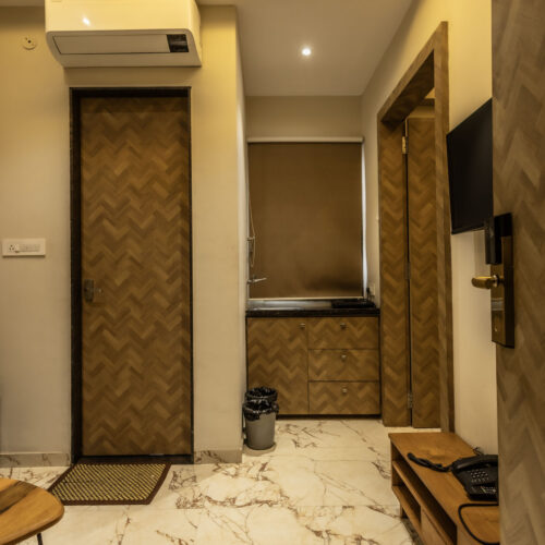 Vijaya’s Homestay Luxurious Service Apartments 303