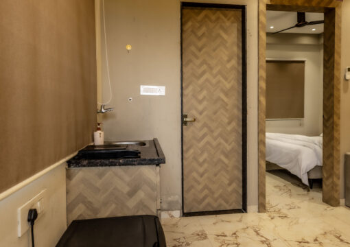 Vijaya’s Homestay AC Service Apartment 104