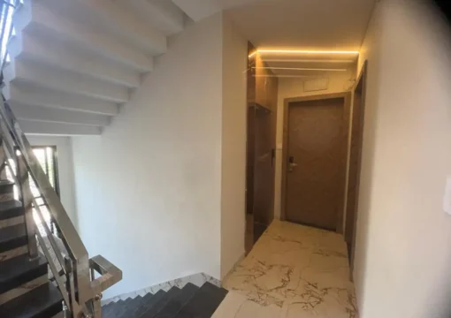 Vijaya’s Homestay Luxurious Service Apartments 201